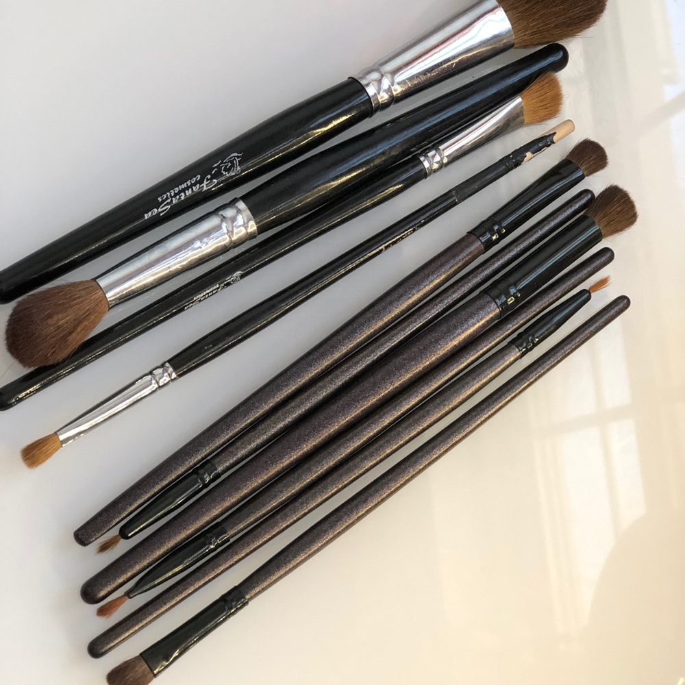 Makeup//brushes - Picture 4 of 4